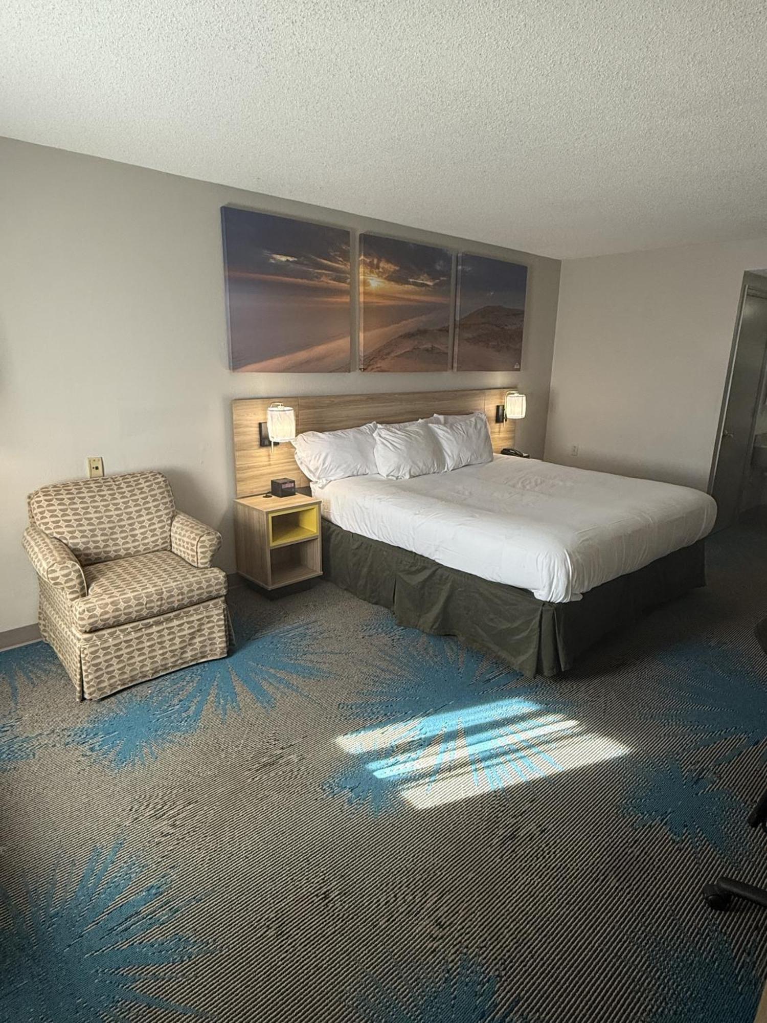 Days Inn By Wyndham Hannibal Exterior photo